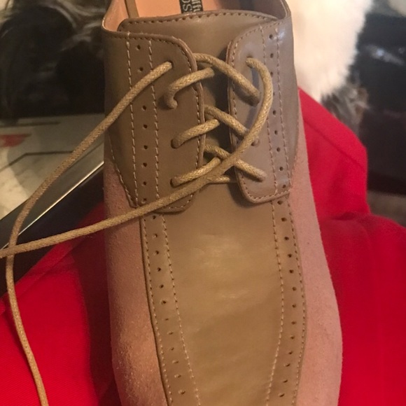 Wonderful platforms taupe color size 9-9 1/2 - Picture 2 of 3